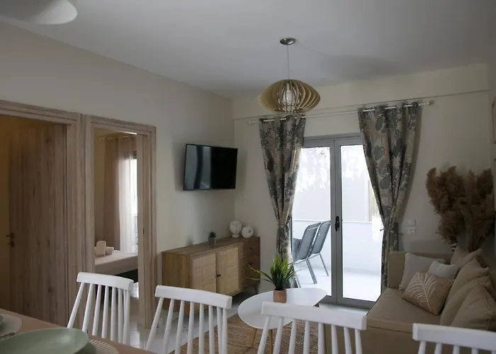 Azur Deluxe Apt. Апартаменты *