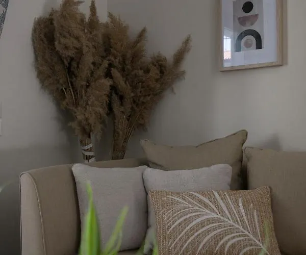 Azur Deluxe Apt. Апартаменты *