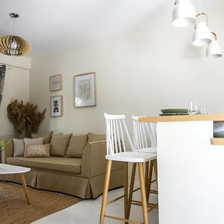 Azur Deluxe Apt. דירה